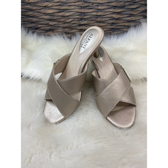 Alfani Shoes - Alfani size 6.5 women step n flex Gold slip-on sandal 0806